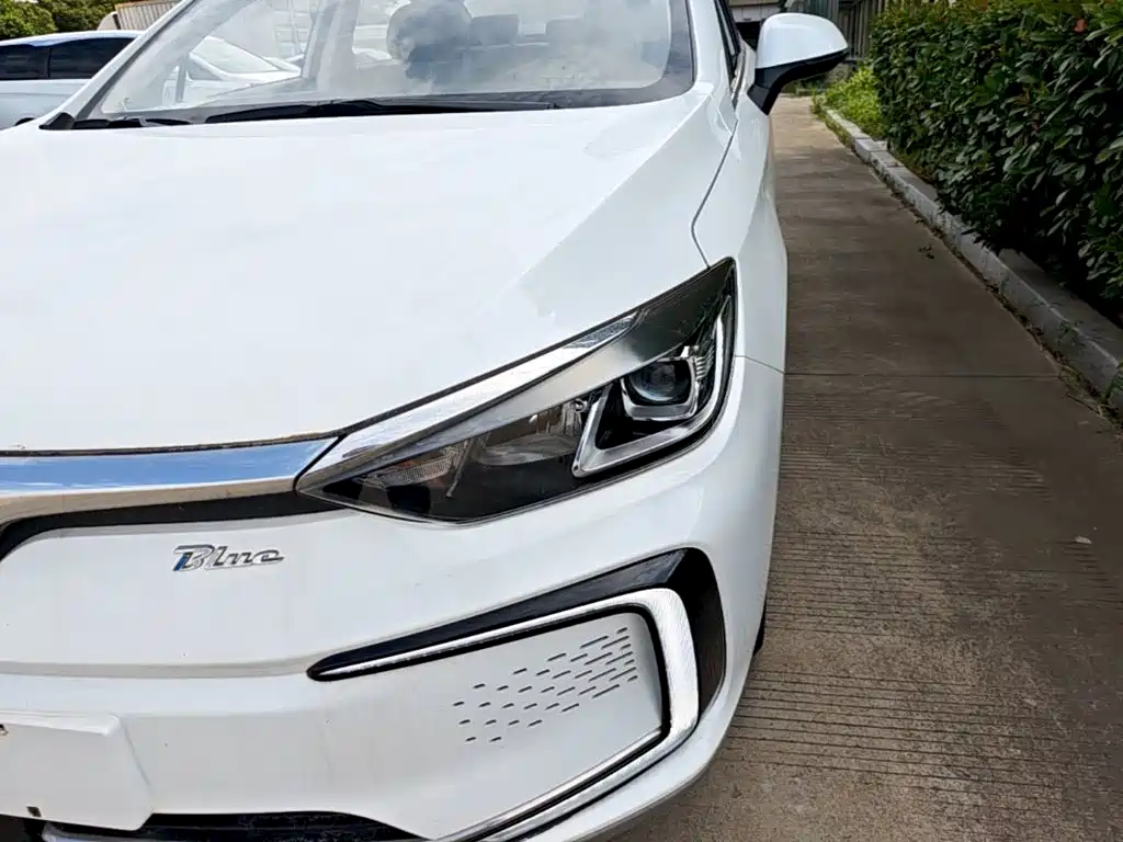 BAIC EU5 — миниатюра 24