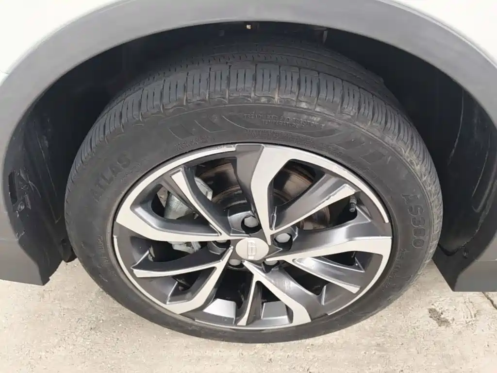 Geely Emgrand S — миниатюра 23
