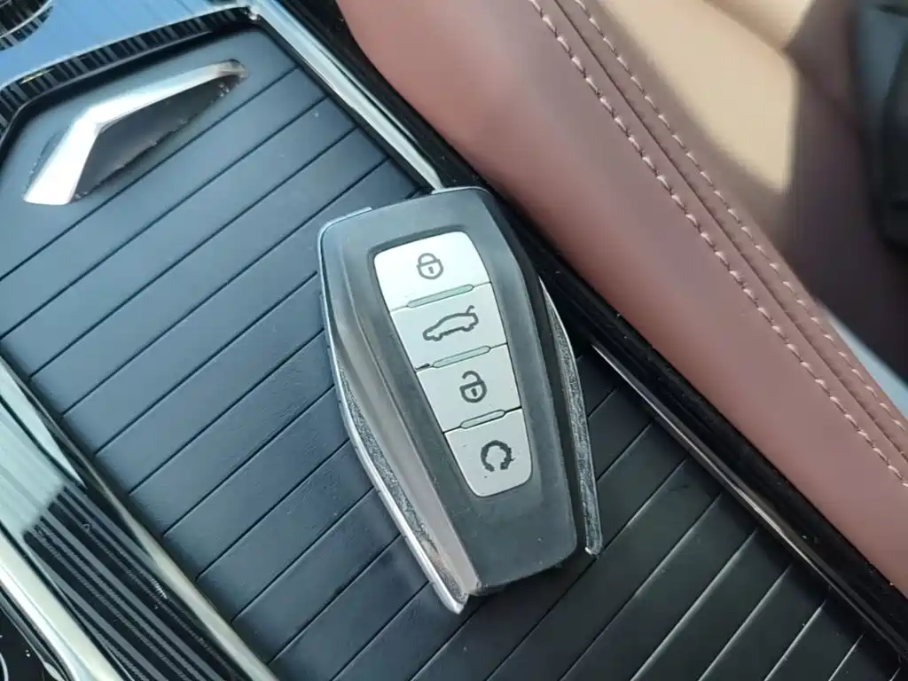Geely Xingyue L — миниатюра 9