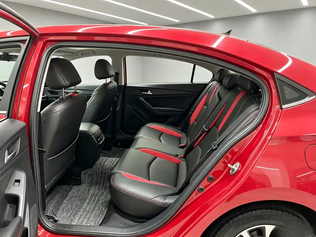 Mazda 3 Axela — миниатюра 4