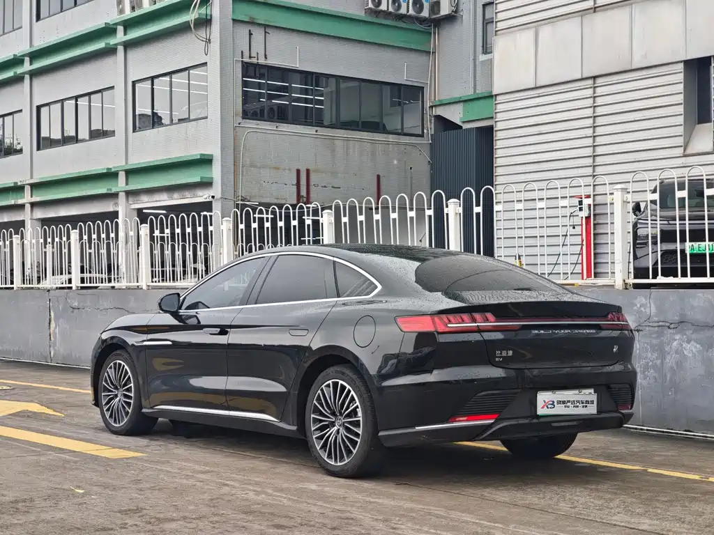 BYD Han — миниатюра 4