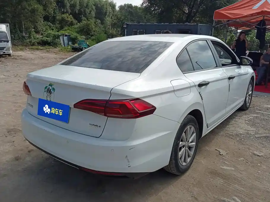 Volkswagen Bora — миниатюра 3
