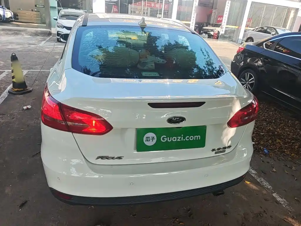 Ford Focus — миниатюра 6