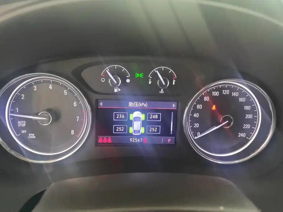 Buick LaCrosse — миниатюра 14