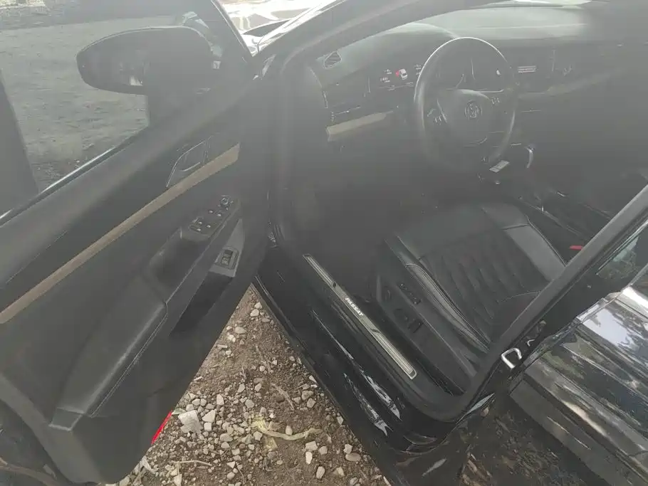 Volkswagen Passat — миниатюра 7