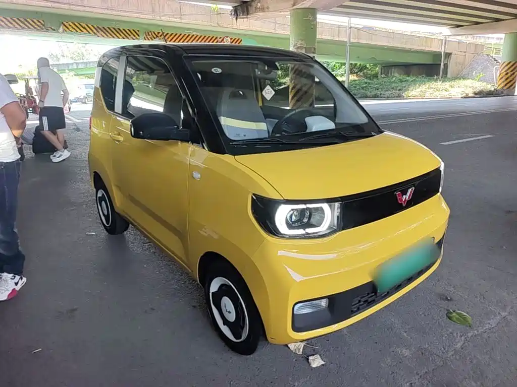 Wuling MINIEV — миниатюра 4