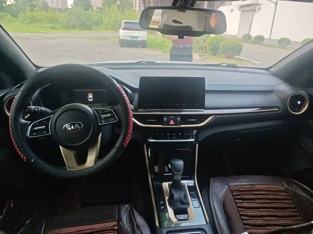 Kia K3 — миниатюра 13