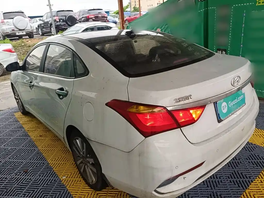 Hyundai Mistra — миниатюра 5