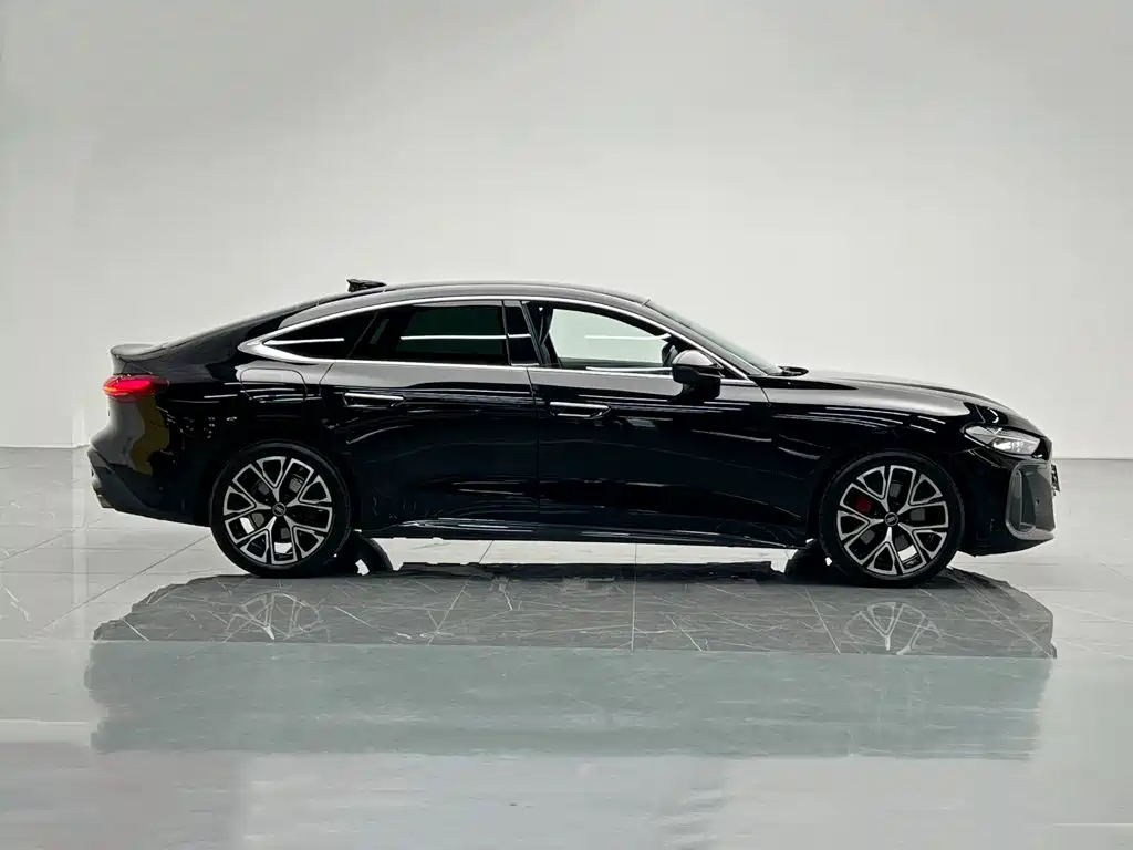 Audi A5L Sportback — миниатюра 7