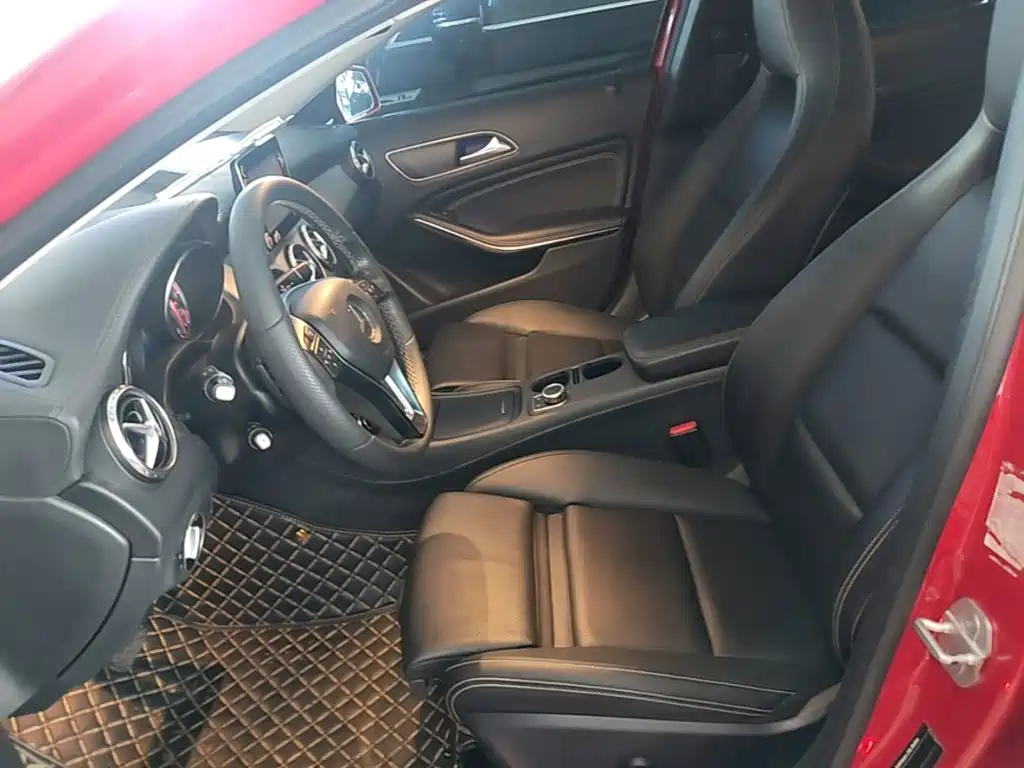 Mercedes-Benz GLA — миниатюра 15