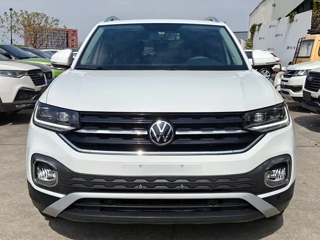 VOLKSWAGEN EXPLORING THE SHADOW