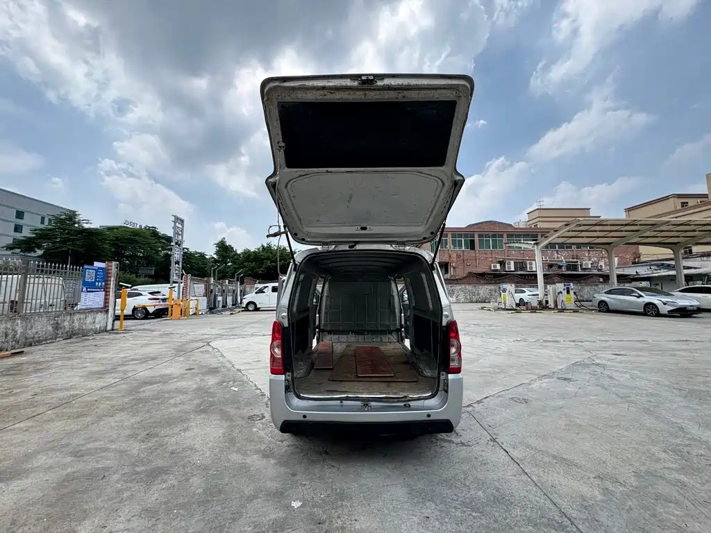Wuling Wuling EV50 — миниатюра 11