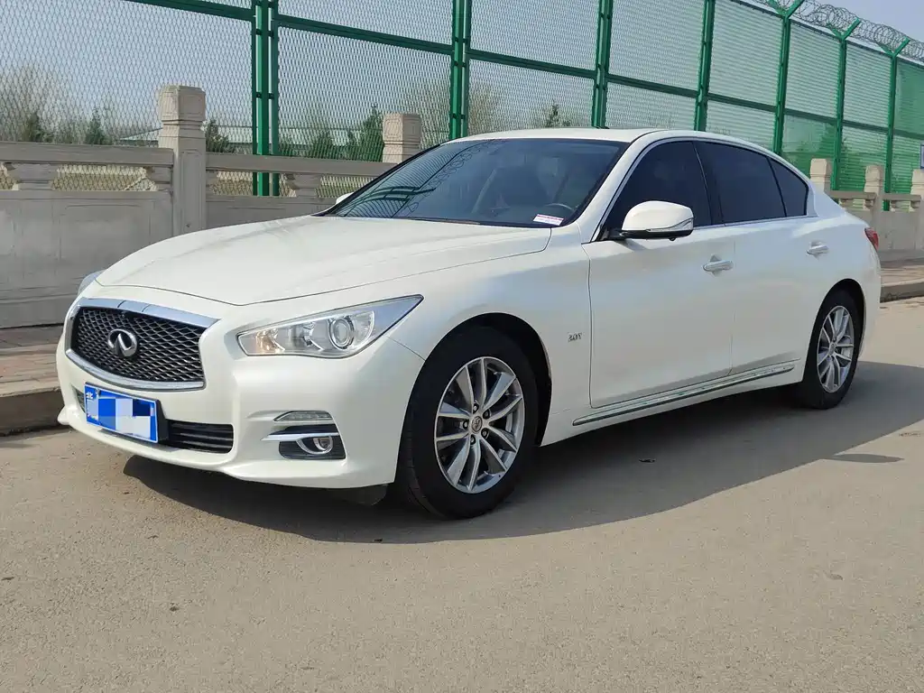 Infiniti Q50L 2017