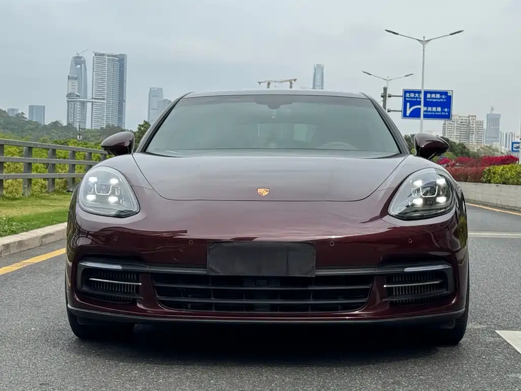 Porsche Panamera — миниатюра 2