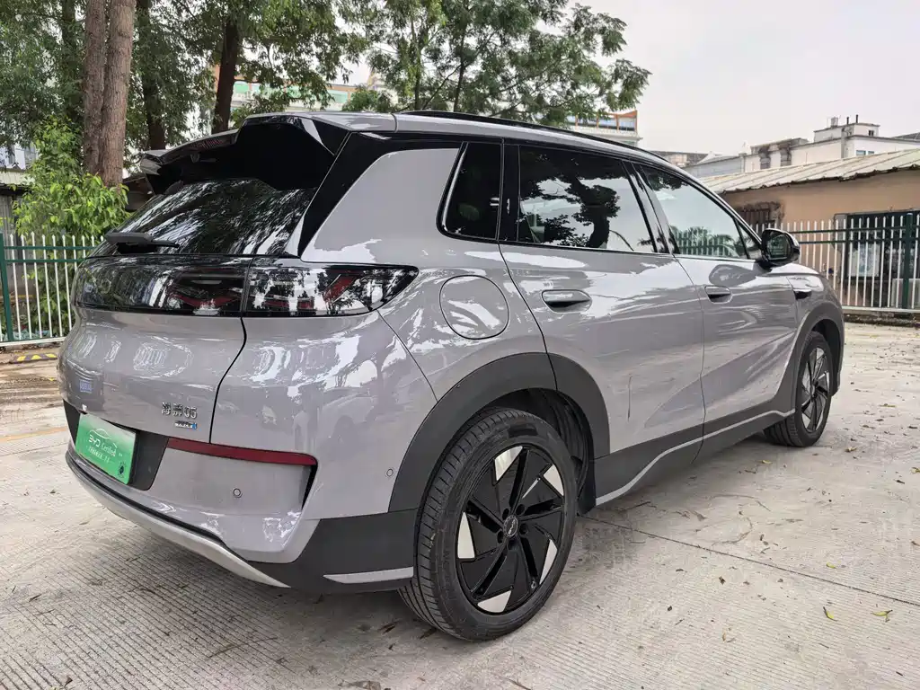 BYD Sealion 05 EV — миниатюра 10