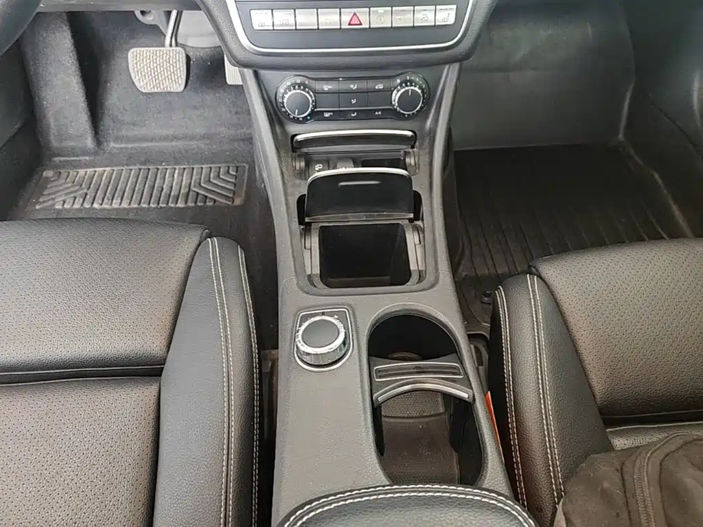 Mercedes-Benz GLA — миниатюра 14