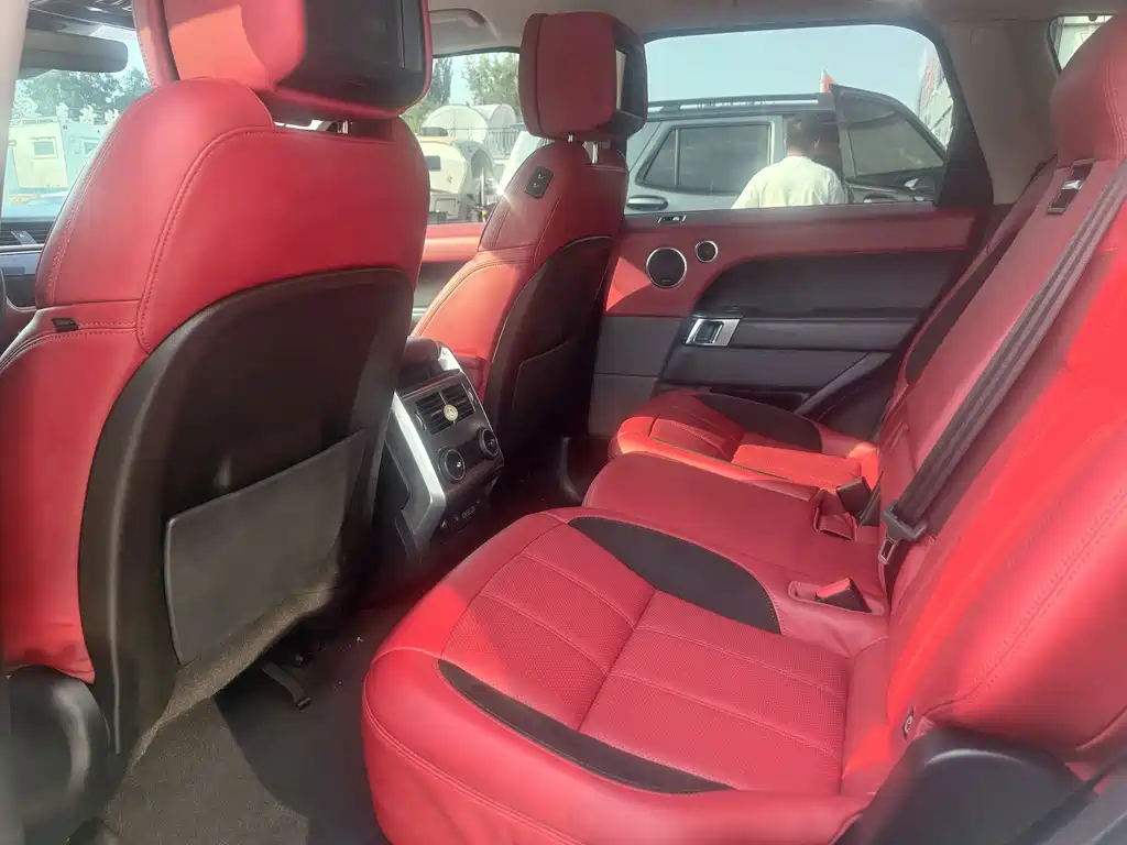 Land Rover Sport — миниатюра 7