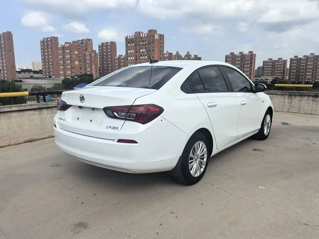 Buick Excelle — миниатюра 5