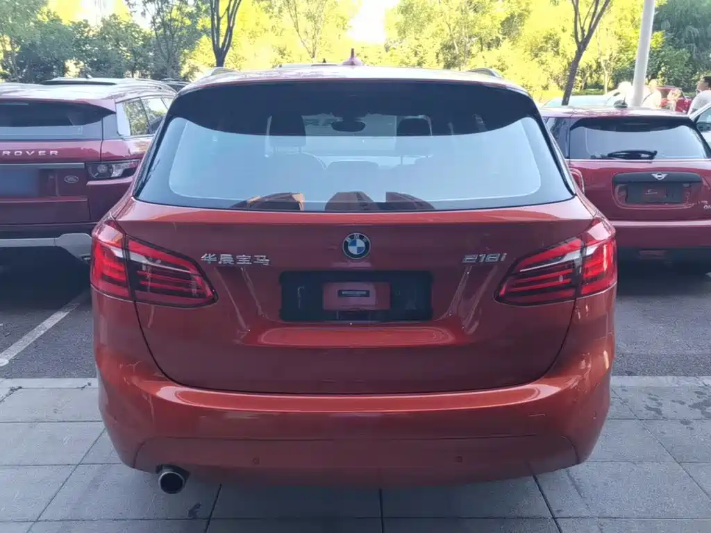 BMW 2 Series Active Tourer — миниатюра 6