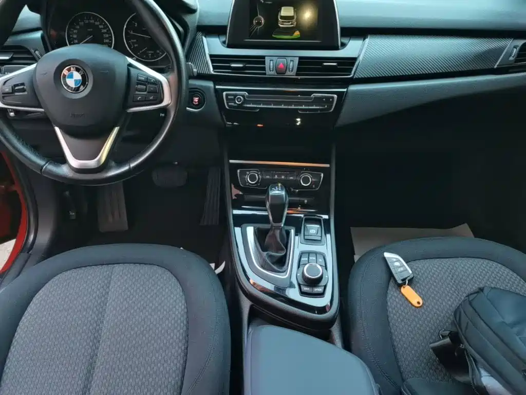 BMW 2 Series Active Tourer — миниатюра 14
