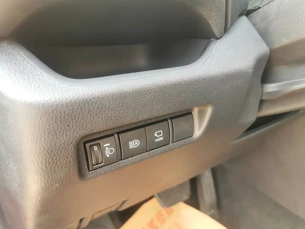 TOYOTA RAV4 RONGFANG