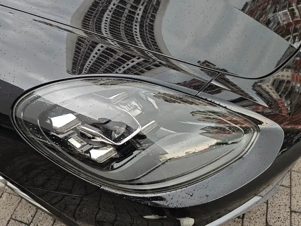 Porsche Panamera — миниатюра 7