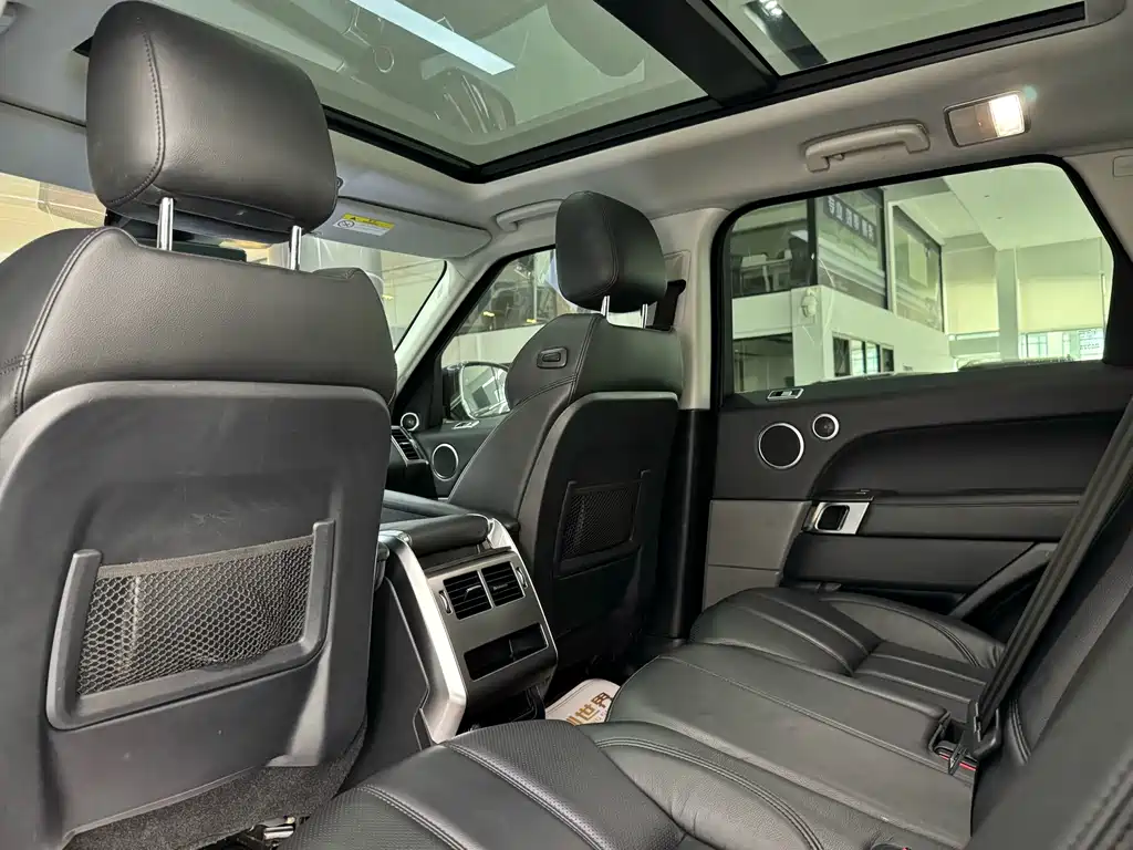 Land Rover Sport — миниатюра 9
