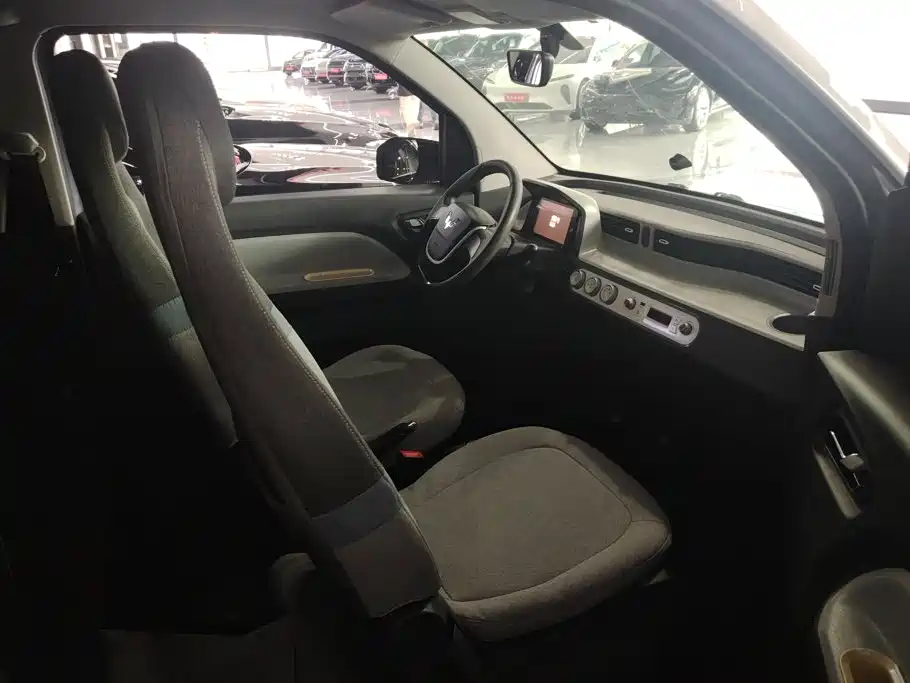 Wuling MINIEV — миниатюра 8