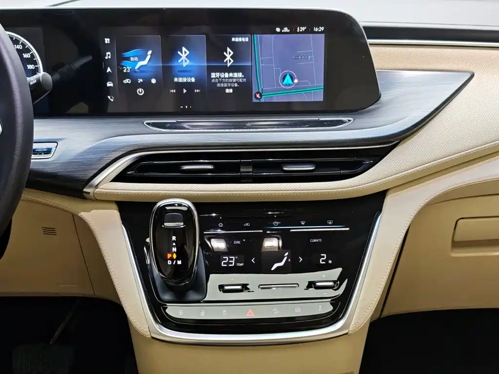 Buick GL8 — миниатюра 15