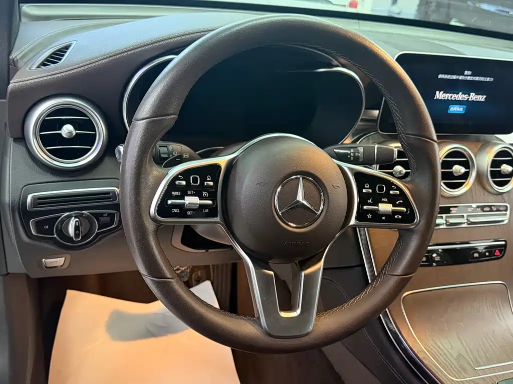 Mercedes-Benz GLC — миниатюра 6
