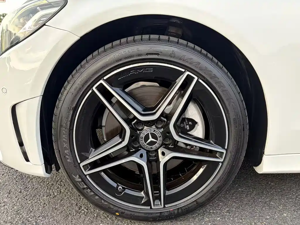 Mercedes-Benz C-Class — миниатюра 15