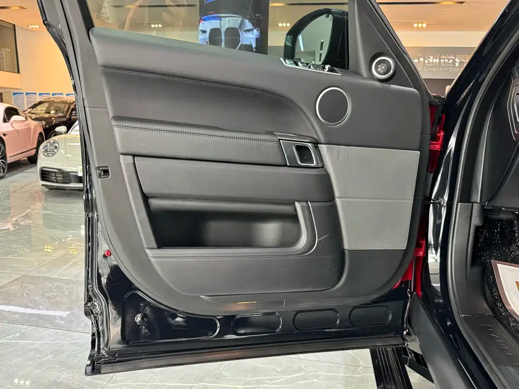 Land Rover Sport — миниатюра 17