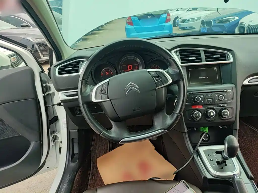 Citroen C4L — миниатюра 11