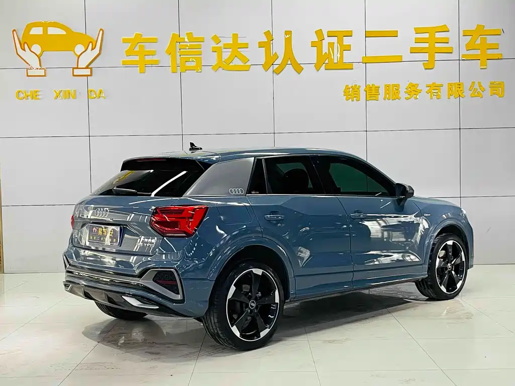 Audi Q2L — миниатюра 3