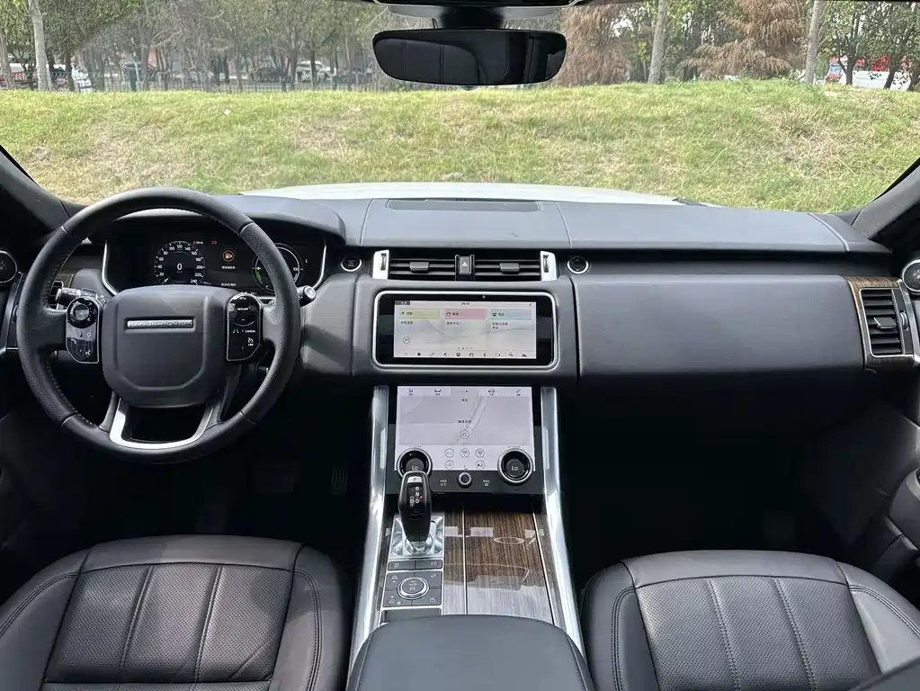 Land Rover Sport PHEV — миниатюра 9