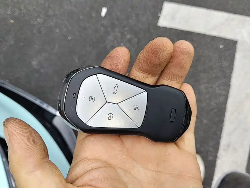 XPeng G3 — миниатюра 9