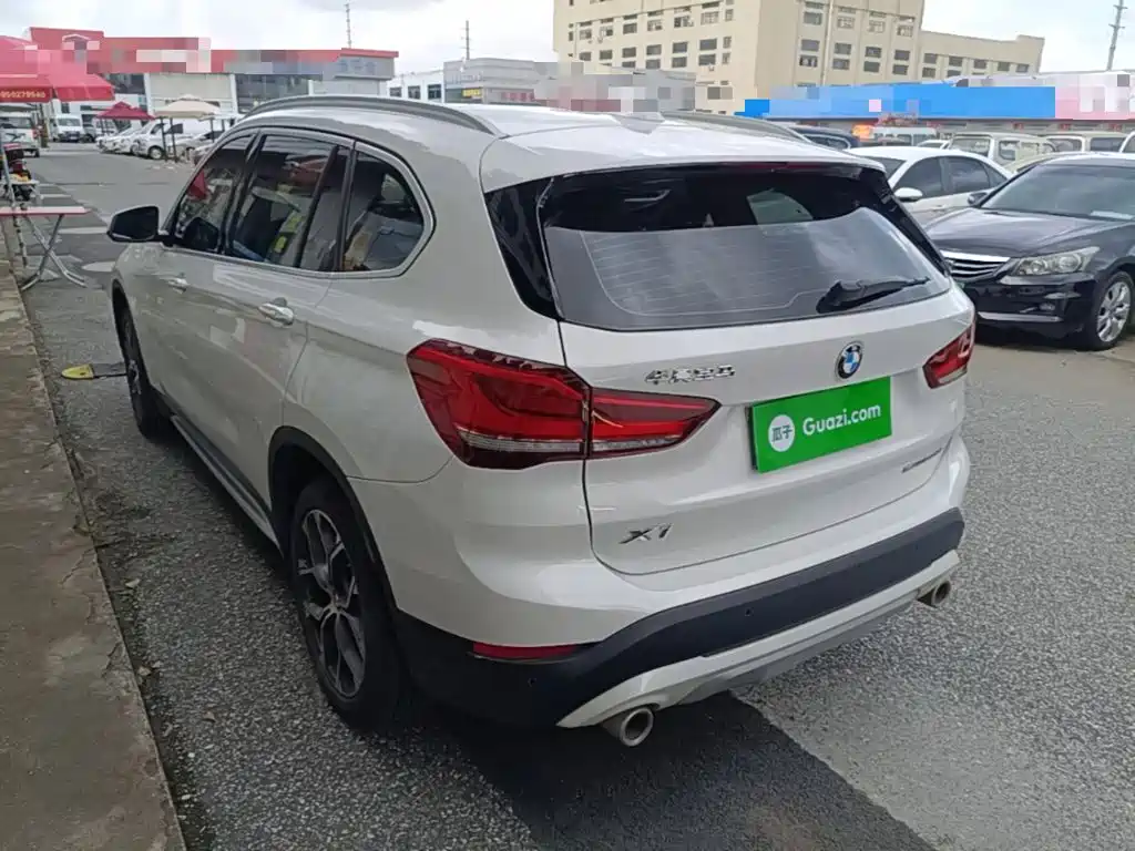 BMW X1 — миниатюра 5