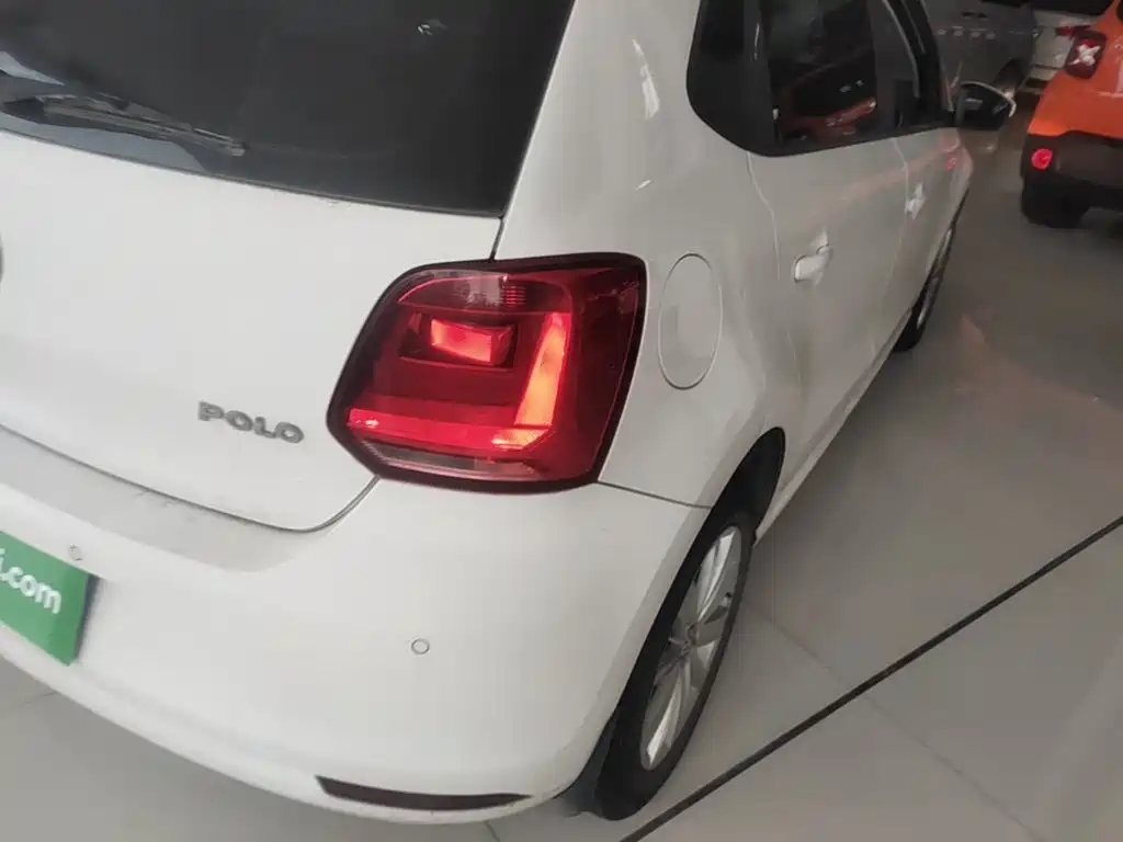 Volkswagen Polo — миниатюра 8