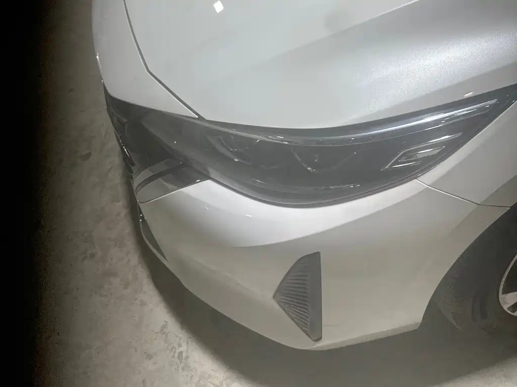 Nissan Sylphy — миниатюра 7