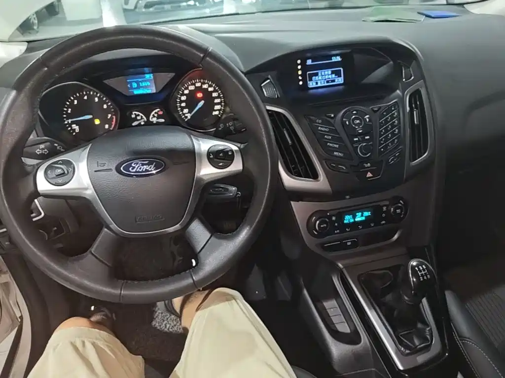 Ford Focus — миниатюра 6