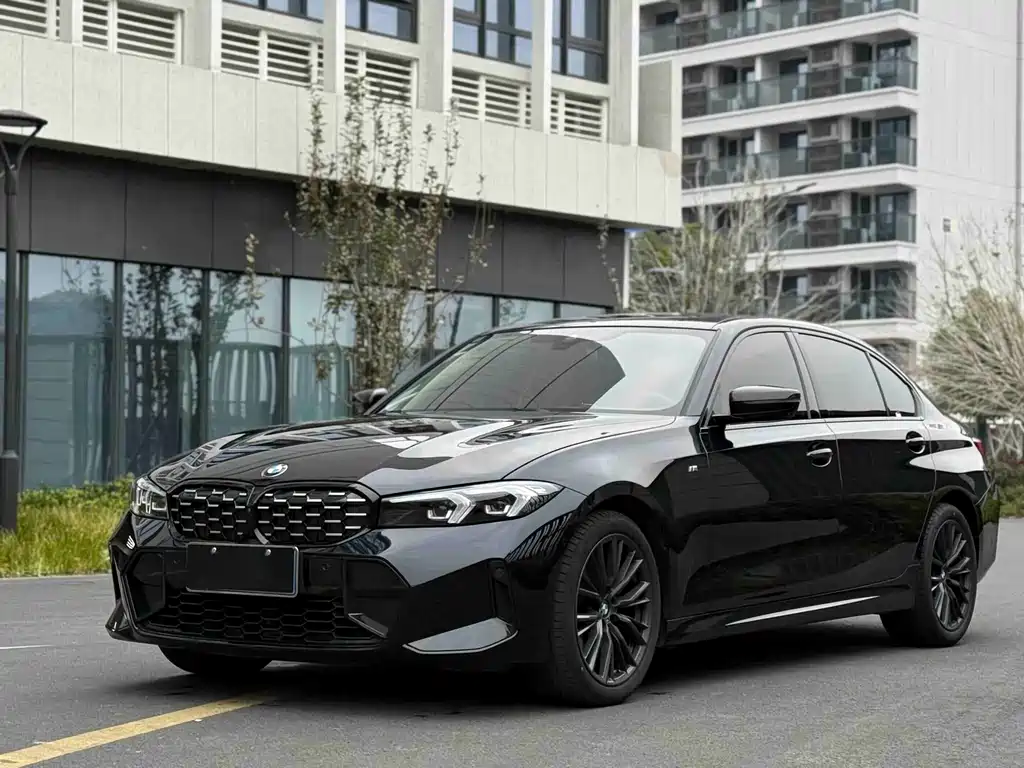 BMW 3 Series 2024