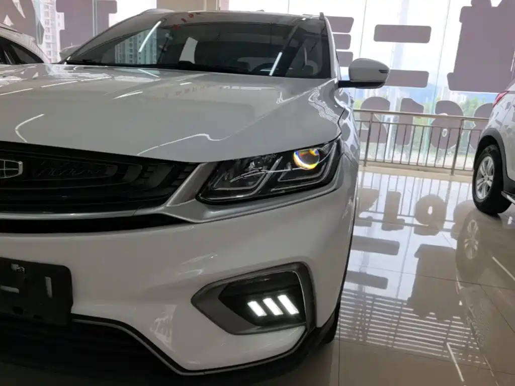 Geely Binyue — миниатюра 24