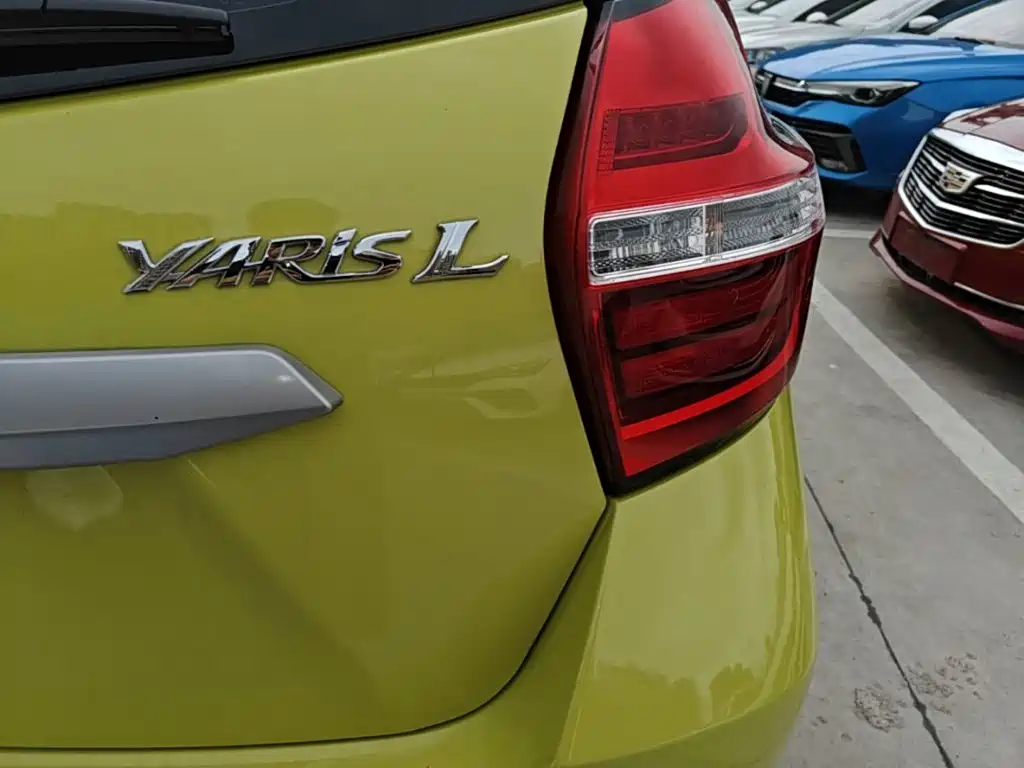 Toyota Yaris L — миниатюра 8