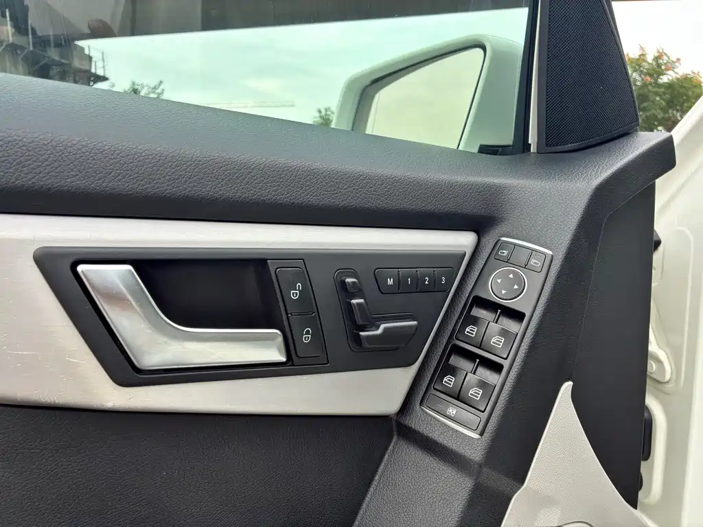 Mercedes-Benz GLK-Class — миниатюра 15