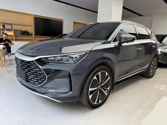 2022 BYD Tang