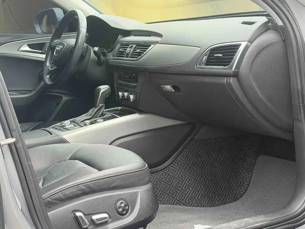 Audi A6L — миниатюра 4