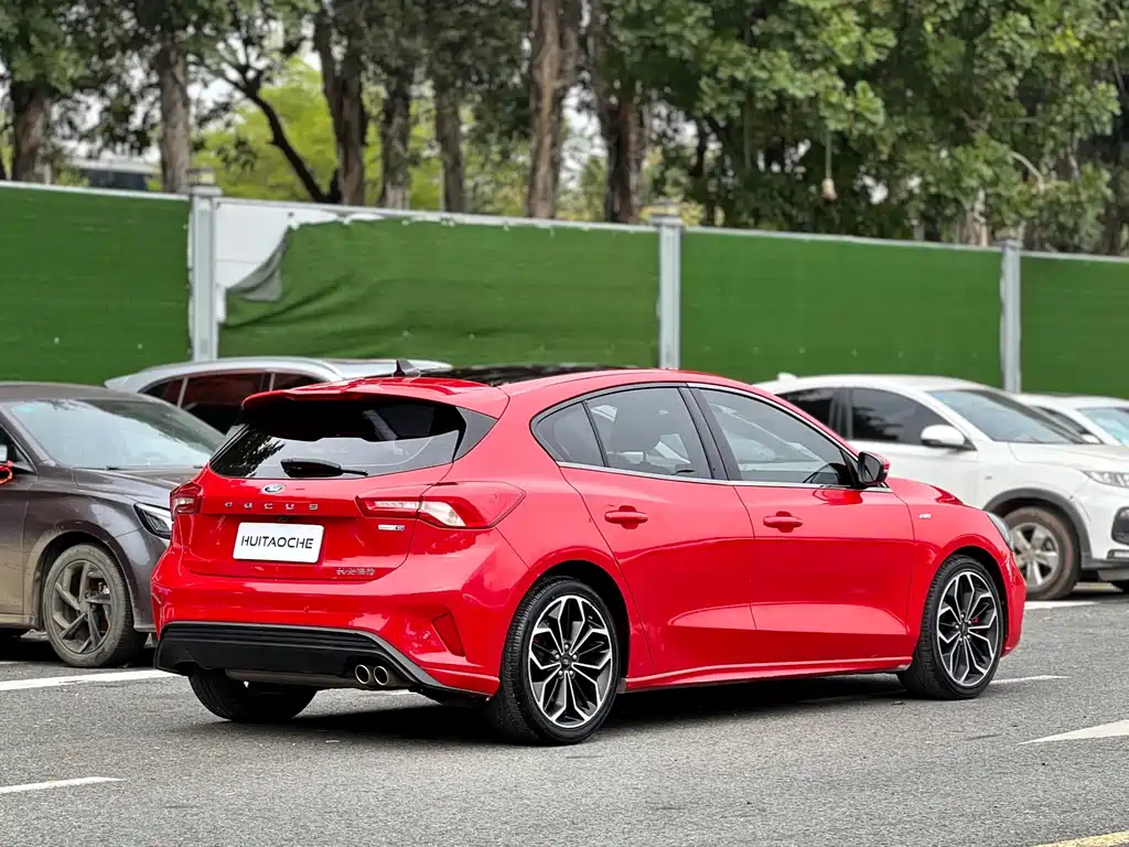 Ford Focus — миниатюра 13