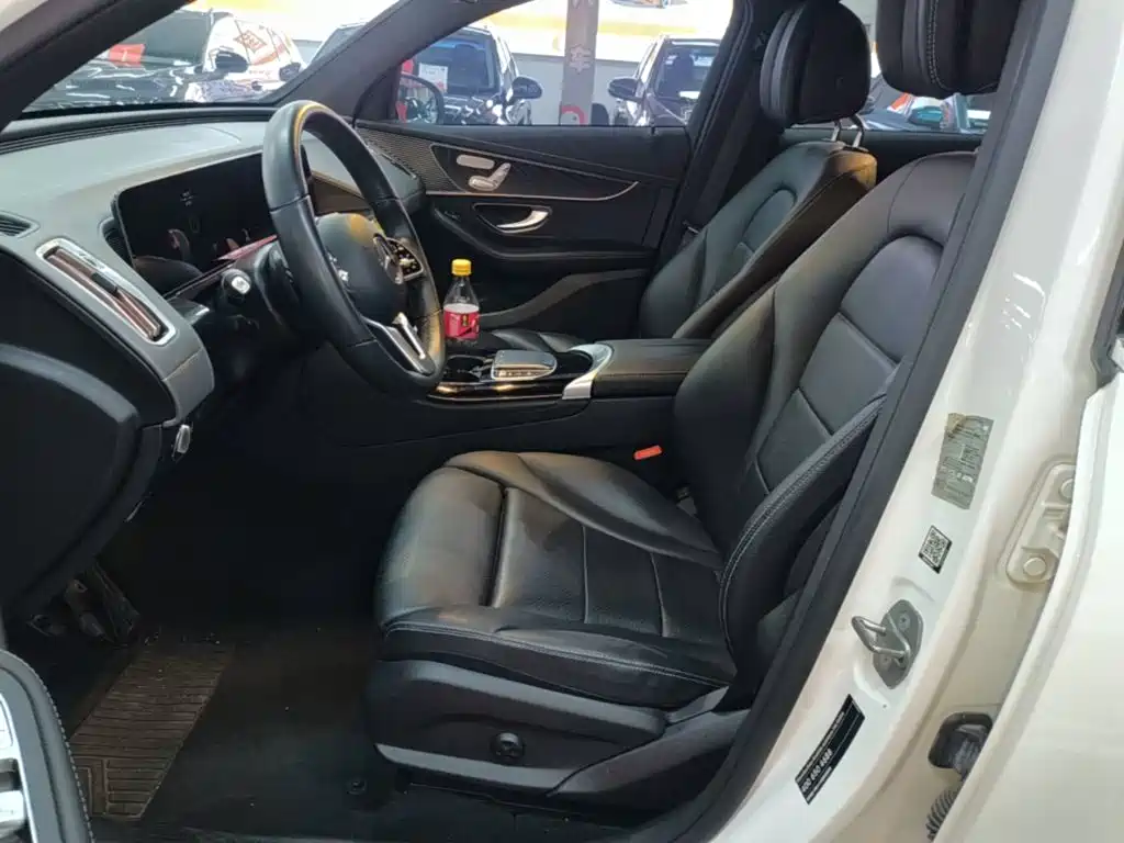 Mercedes-Benz EQC — миниатюра 15