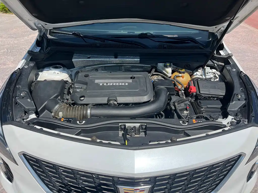 Cadillac XT4 — миниатюра 9