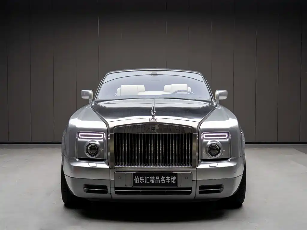 Rolls-Royce Phantom — миниатюра 3